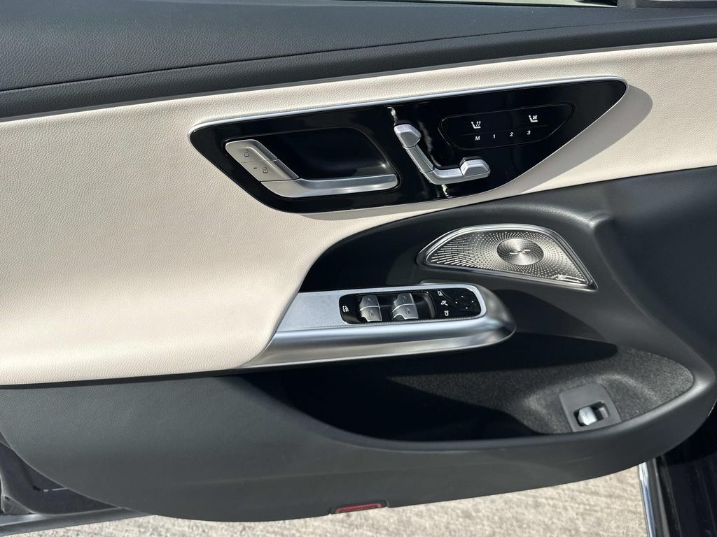 Thumbnail: 2026 Mercedes-Benz E-Class - 17