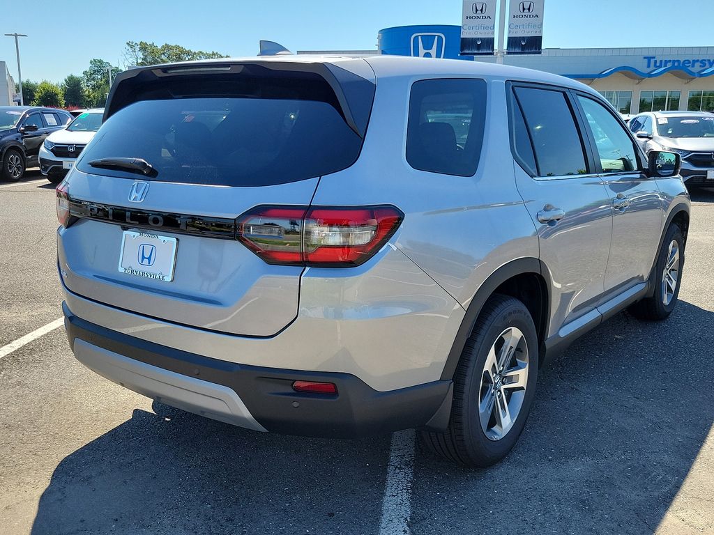 2025 Honda Pilot EX-L 4