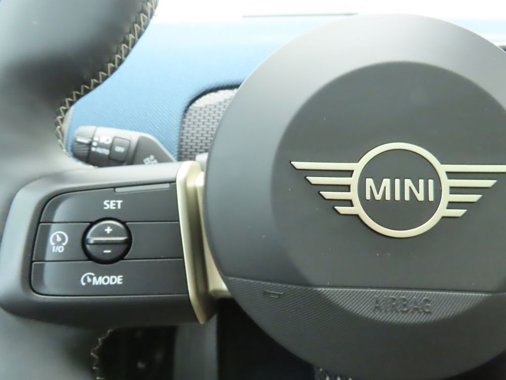 Thumbnail: 2025 MINI Cooper Countryman - 15