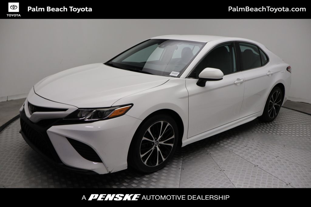 2019 Toyota Camry SE -
                  West Palm Beach, FL
