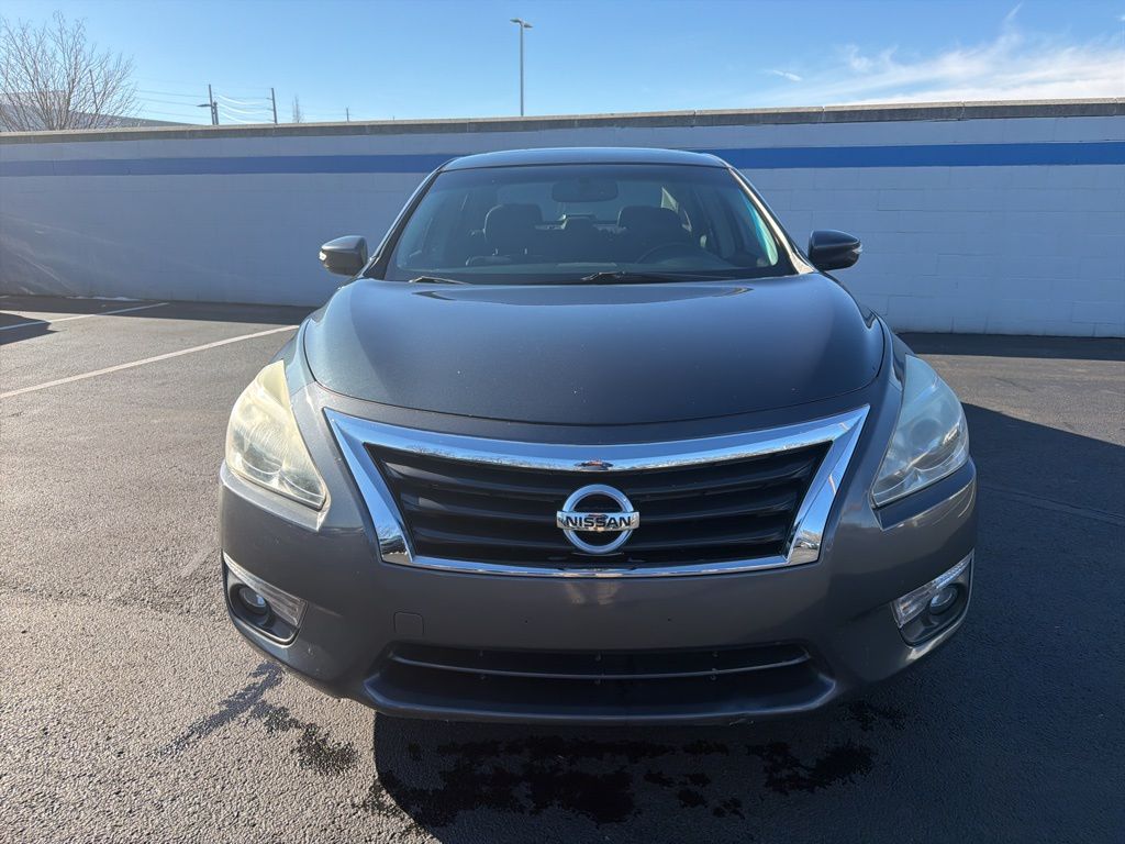 Thumbnail: 2013 Nissan Altima - 8