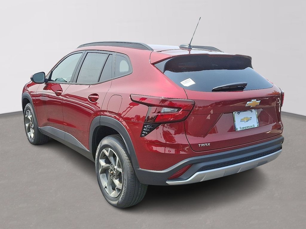 2025 Chevrolet Trax LT 3