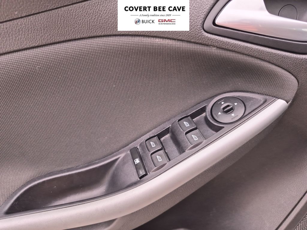 Used Car 2013 Ford Focus  Se For Sale Under $10,000 In Austin, Texas