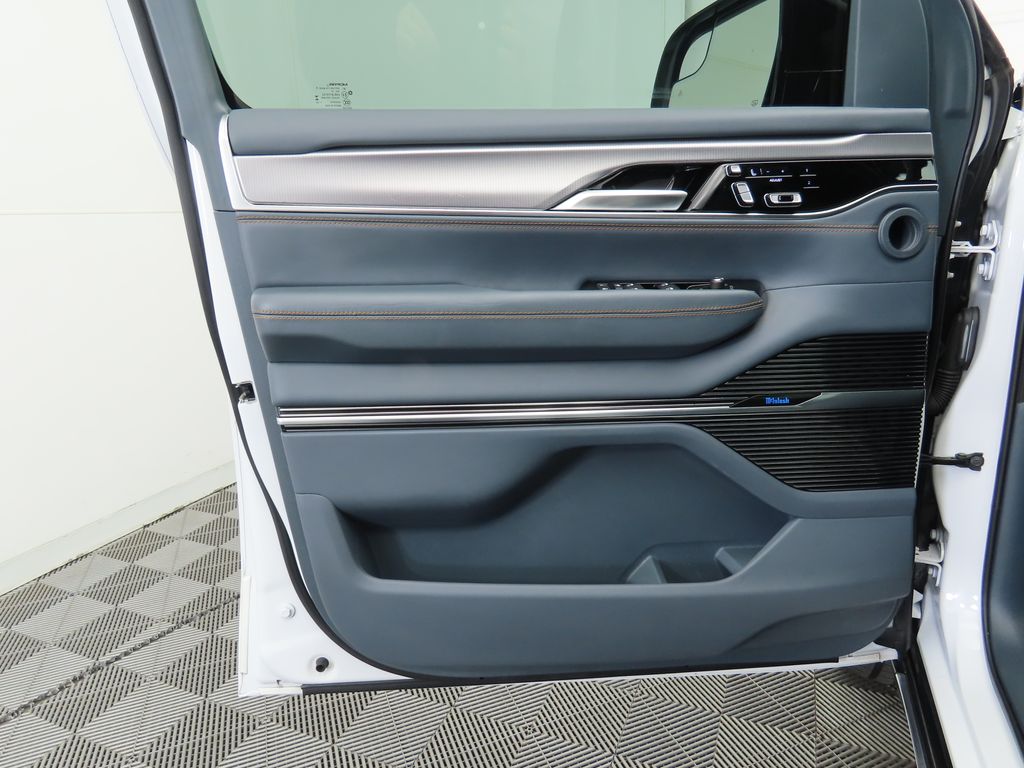 Thumbnail: 2023 Jeep Grand Wagoneer - 23