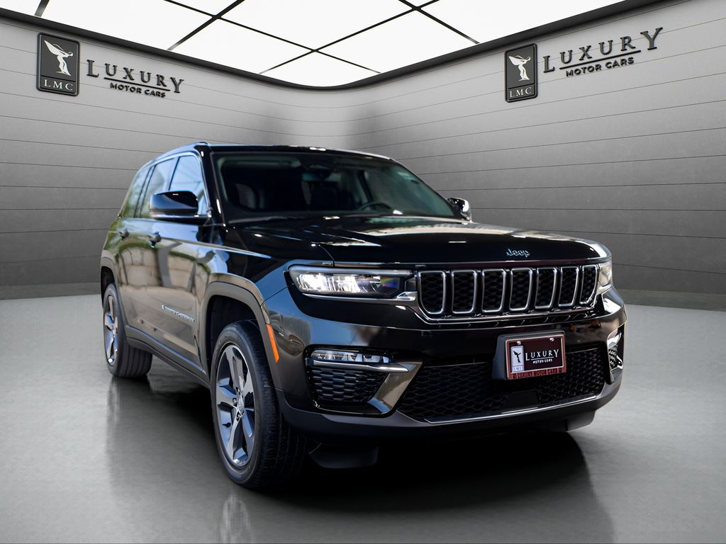 Diamond Black Crystal Pearlcoat 2023 Jeep Grand Cherokee 4xe SUV / Crossover Four-Wheel Drive 8-Speed Automatic