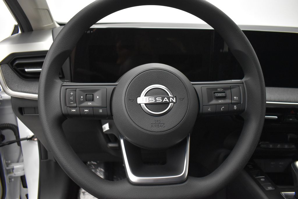 Thumbnail: 2026 Nissan Kicks - 14