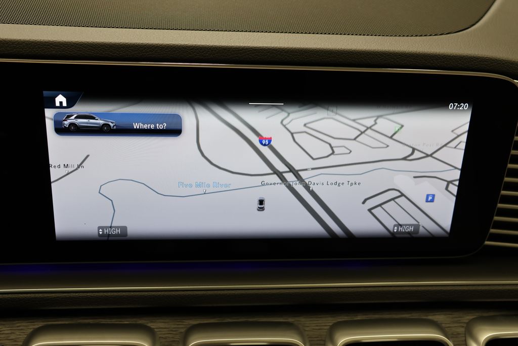 Thumbnail: 2026 Mercedes-Benz GLE - 26