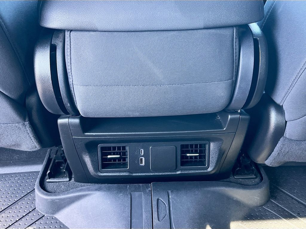 Used 2025 Black Chevrolet Custom image 23