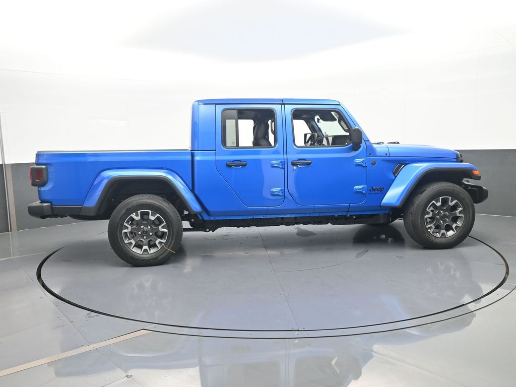 New 2026 Hydro Blue Pearlcoat Jeep Sahara image 7