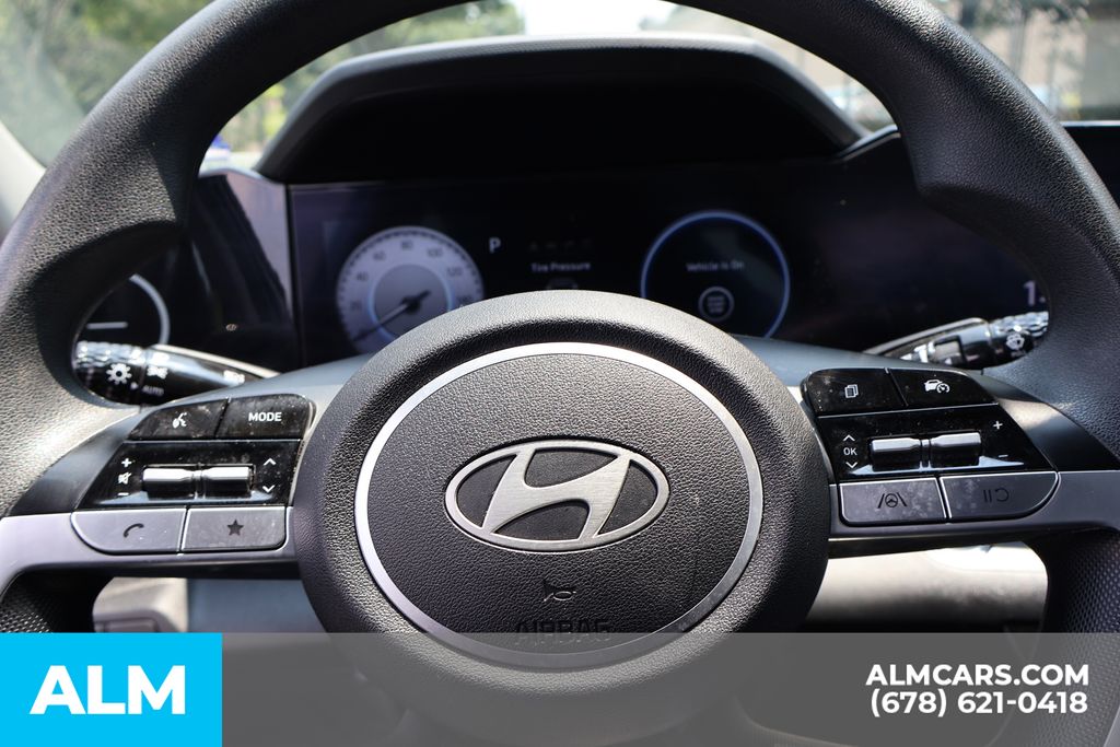 Used 2024 Gray Hyundai SEL image 28