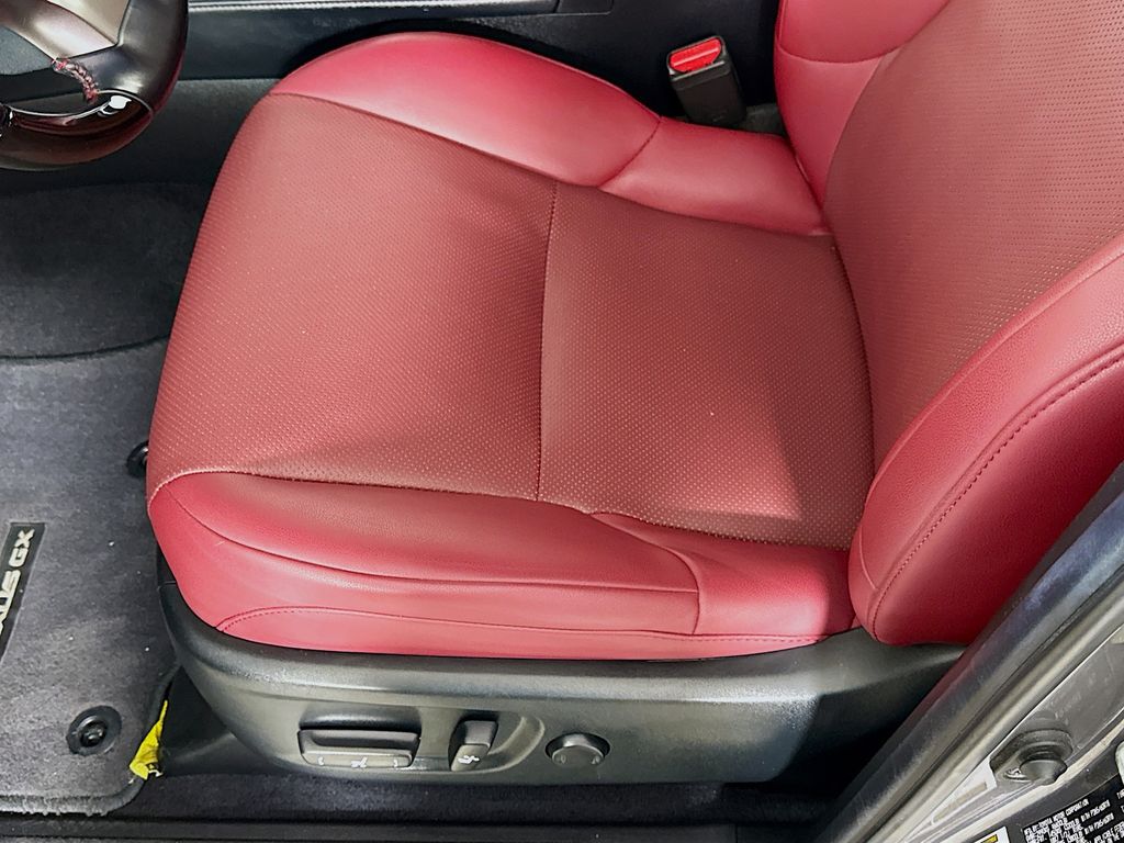 Thumbnail: 2023 Lexus GX - 20