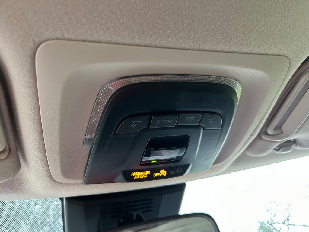 Thumbnail: 2023 Toyota Corolla - 27