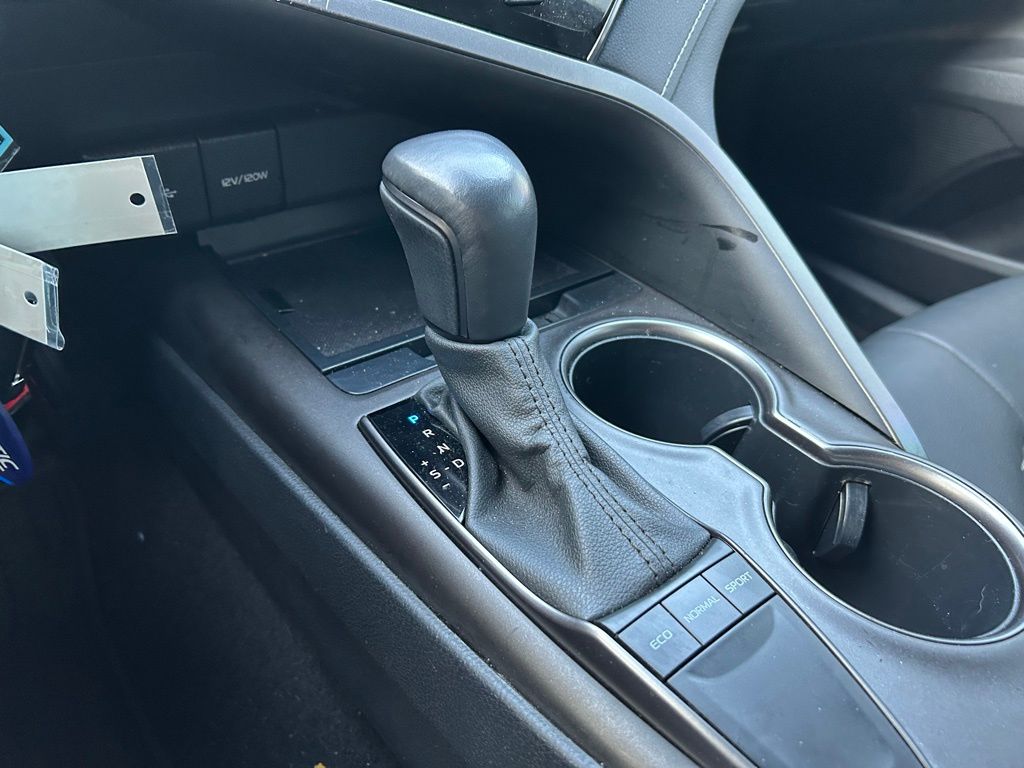 Thumbnail: 2023 Toyota Camry - 27