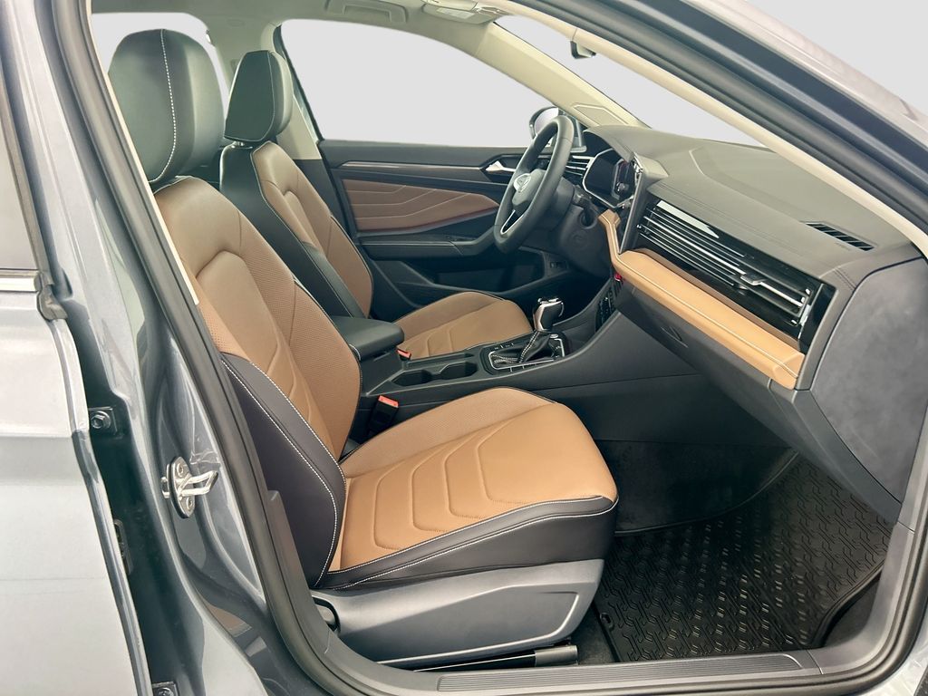 Thumbnail: 2026 Volkswagen Jetta - 19