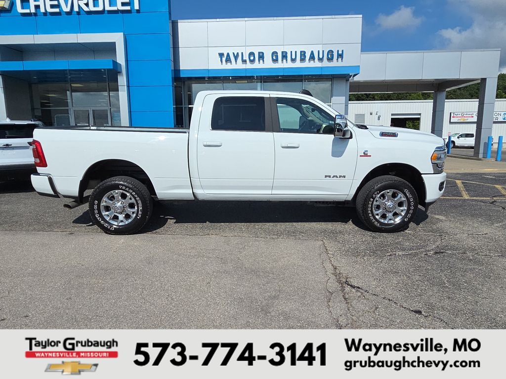 Bright White Clearcoat 2024 RAM 2500 Pickup Truck Four-Wheel Drive 6-Speed Automatic