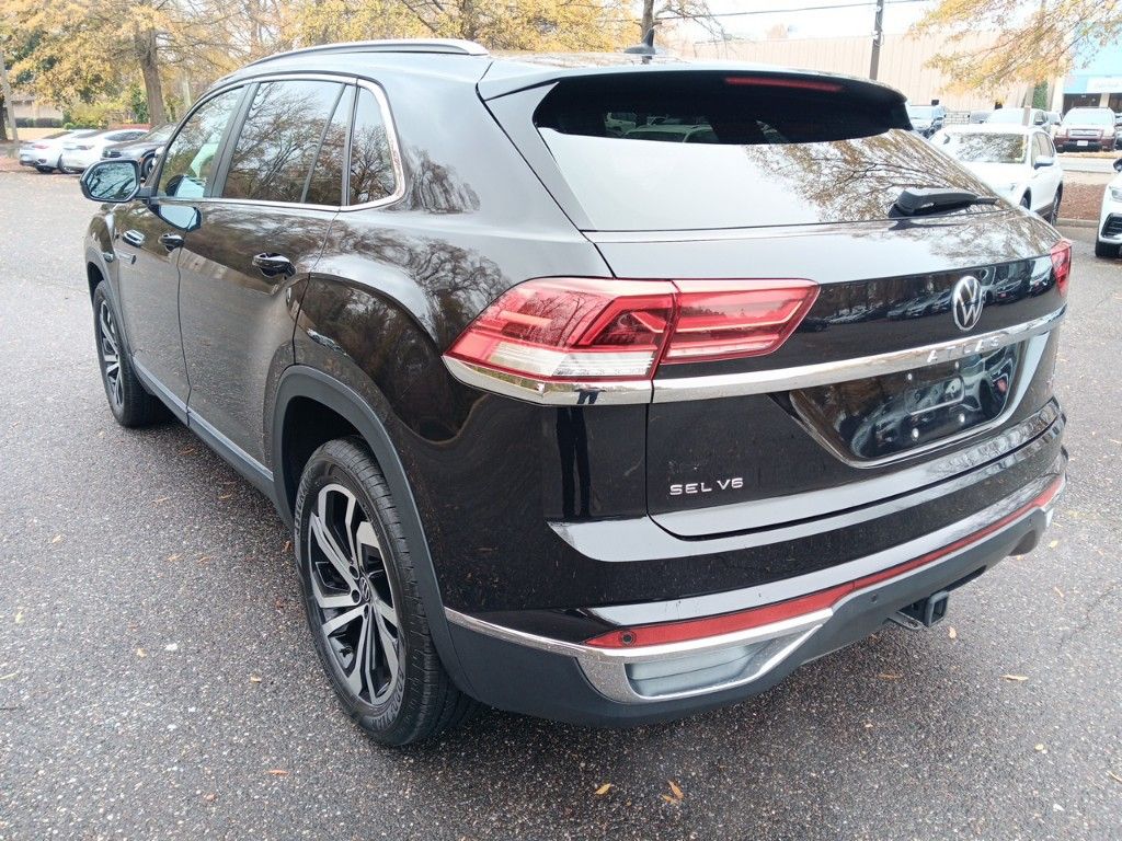 2022 Volkswagen Atlas Cross Sport 3.6L V6 SEL 3