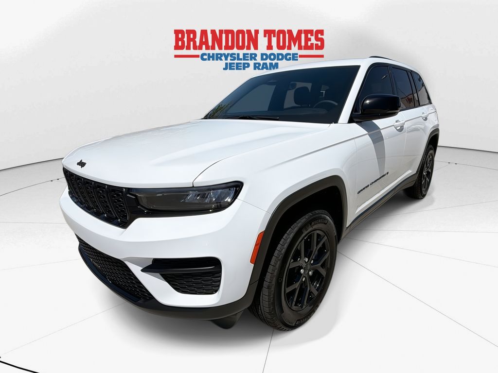 Bright White Clearcoat 2025 Jeep Grand Cherokee SUV / Crossover 4X2 8-Speed Automatic