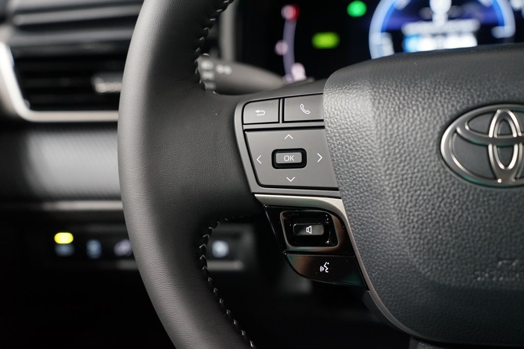 Thumbnail: 2026 Toyota Camry - 14