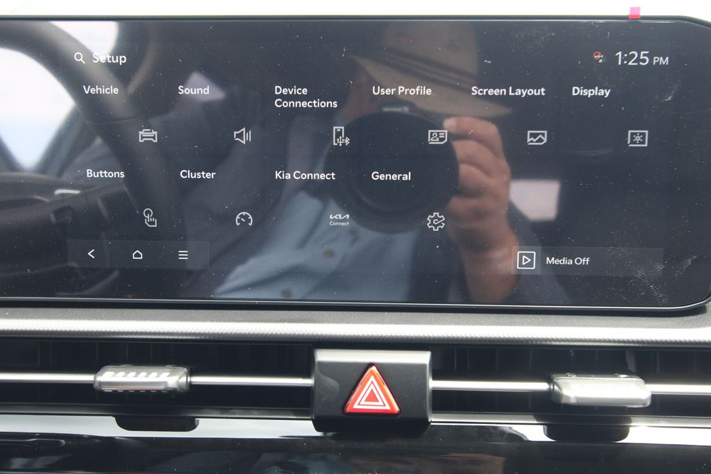 New 2027 Kia Sportage Hybrid SUV