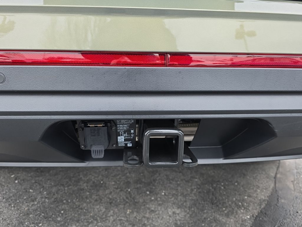 2026 Volkswagen Atlas 2.0T SE w/Technology Green at Sutliff Volkswagen