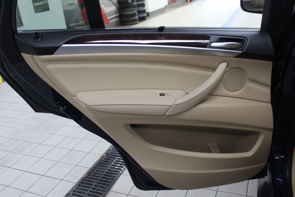 2012 BMW X5 xDrive35i 25