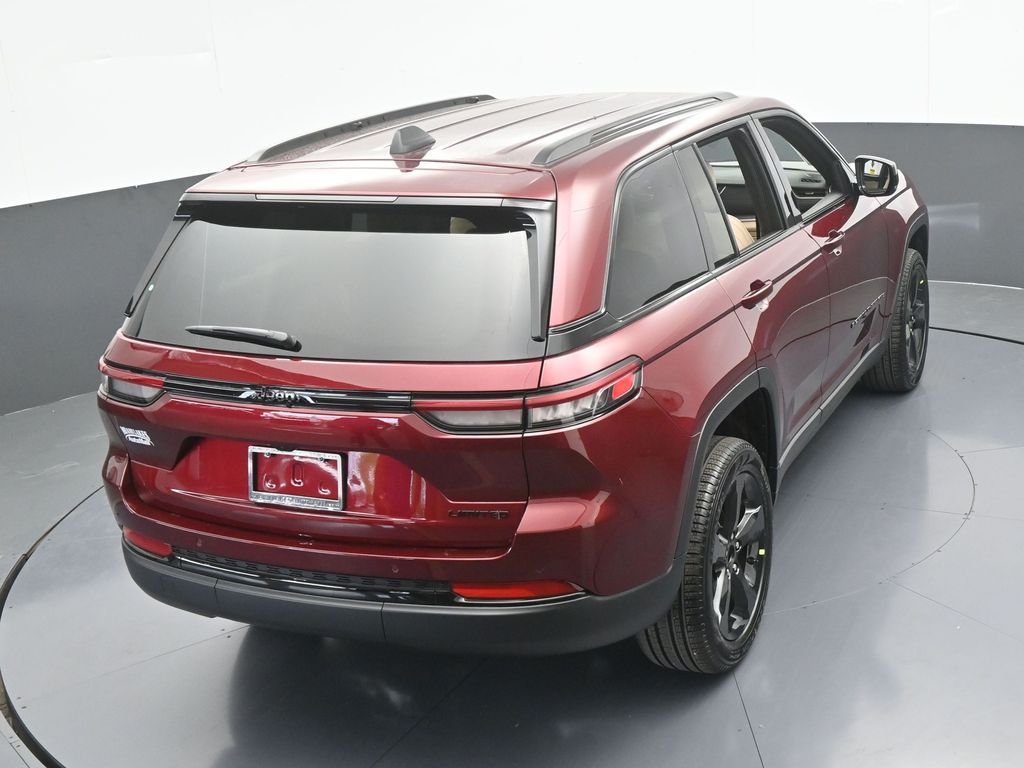 New 2025 Velvet Red Pearlcoat Jeep Limited image 43