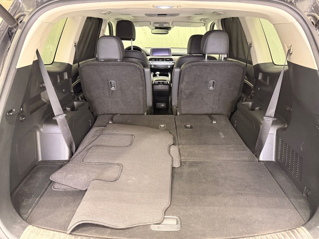 Thumbnail: 2022 Kia Telluride - 25