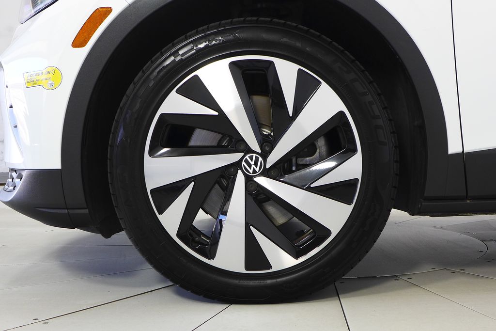 2022 Volkswagen ID.4 Pro S 5