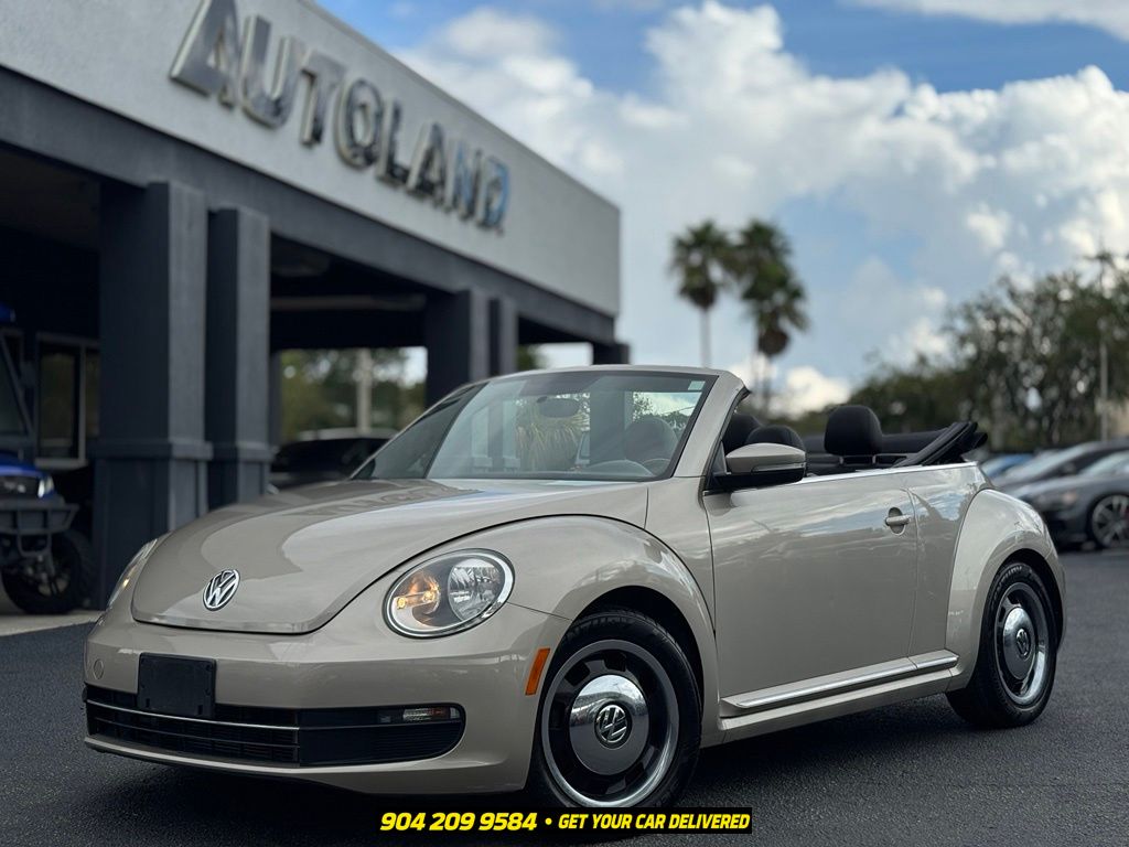 Moonrock Silver Metallic 2013 Volkswagen Beetle Convertible Front-Wheel Drive 