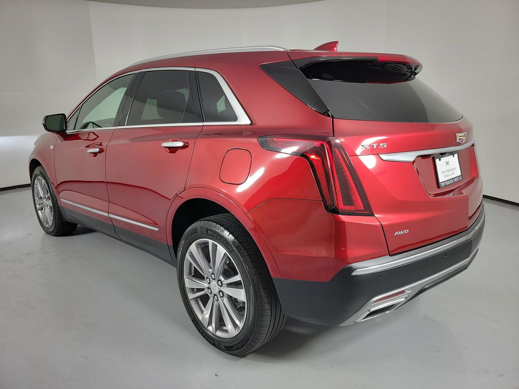2024 Cadillac XT5 Premium Luxury - 2