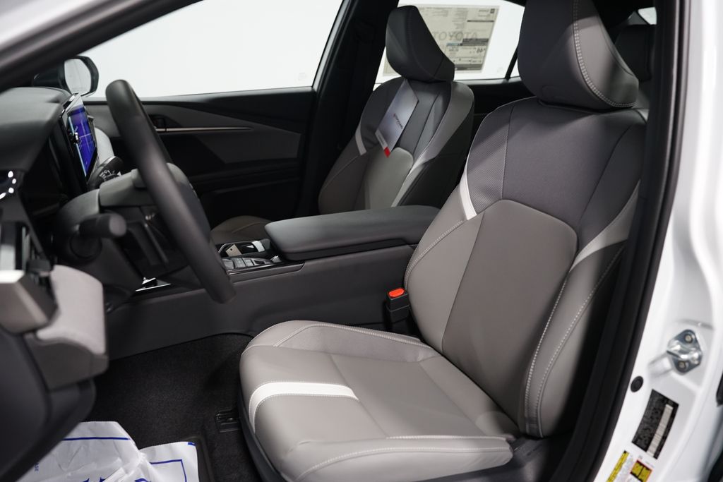 Thumbnail: 2026 Toyota Camry - 28
