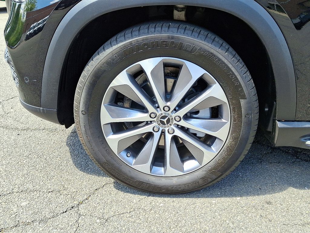 Thumbnail: 2023 Mercedes-Benz GLE - 8