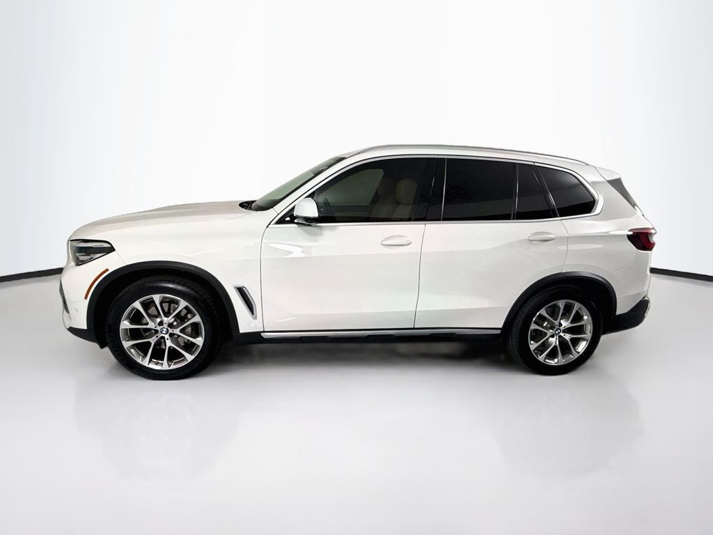 Thumbnail: 2022 BMW X5 - 8