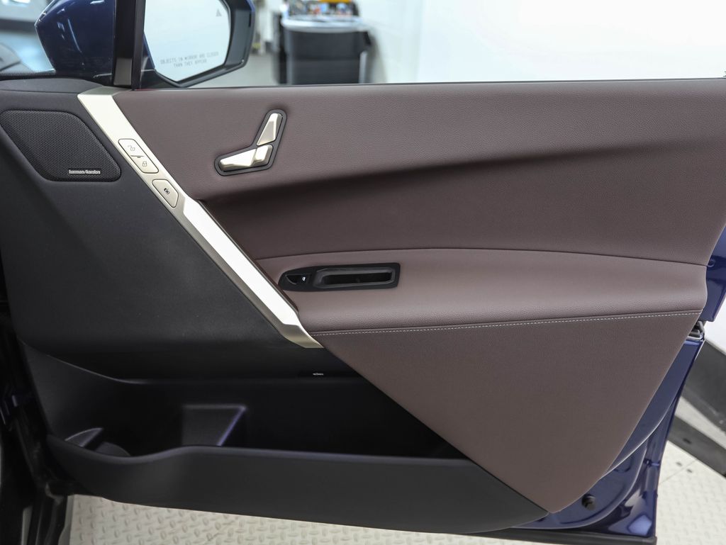 Thumbnail: 2022 BMW iX - 29
