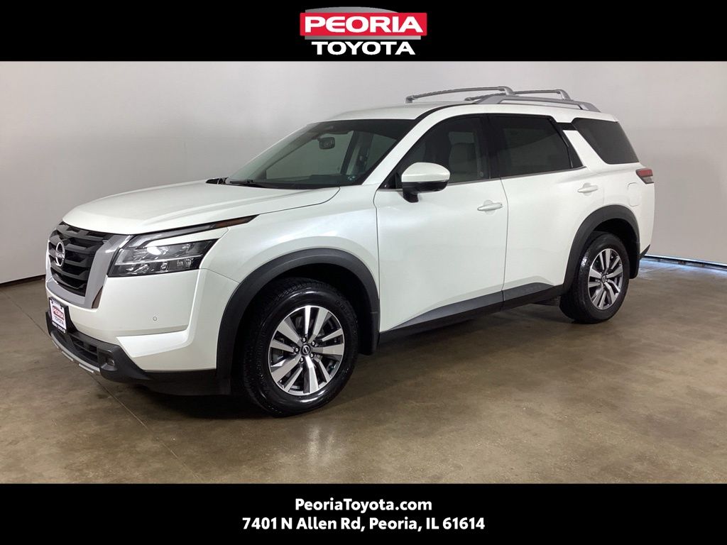 2022 Nissan Pathfinder SL 4WD