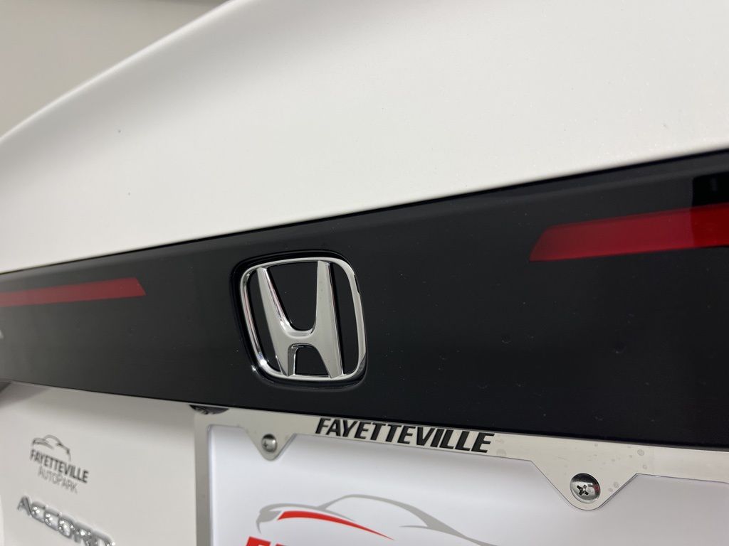 Thumbnail: 2025 Honda Accord - 17