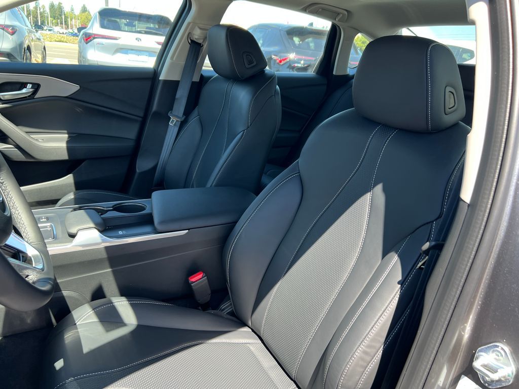 Thumbnail: 2025 Acura TLX - 15