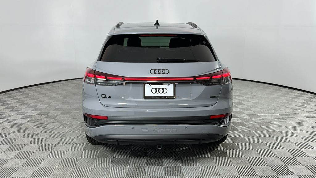 2025 Audi Q4 e-tron  4