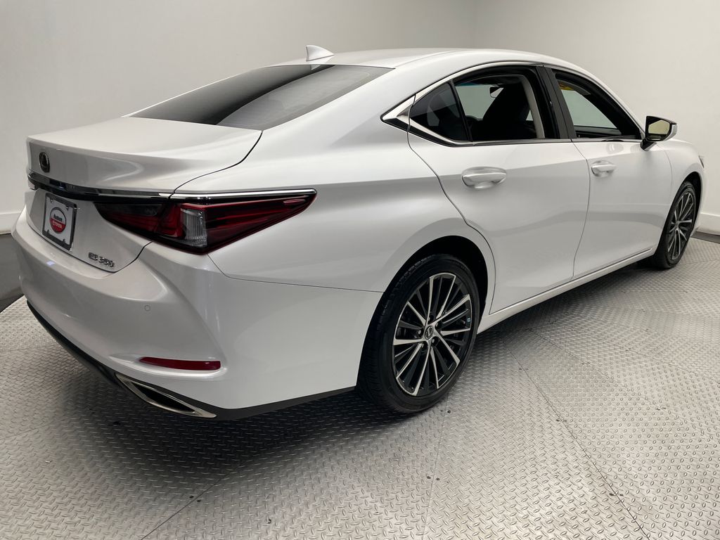 2024 Lexus ES 350 5