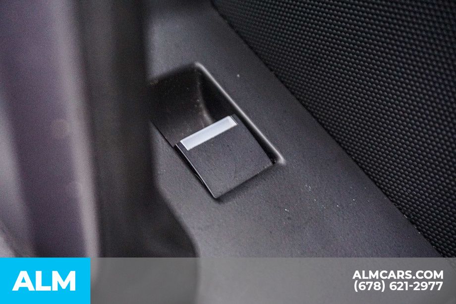 Used 2023 Gray Land Rover X-Dynamic SE image 60