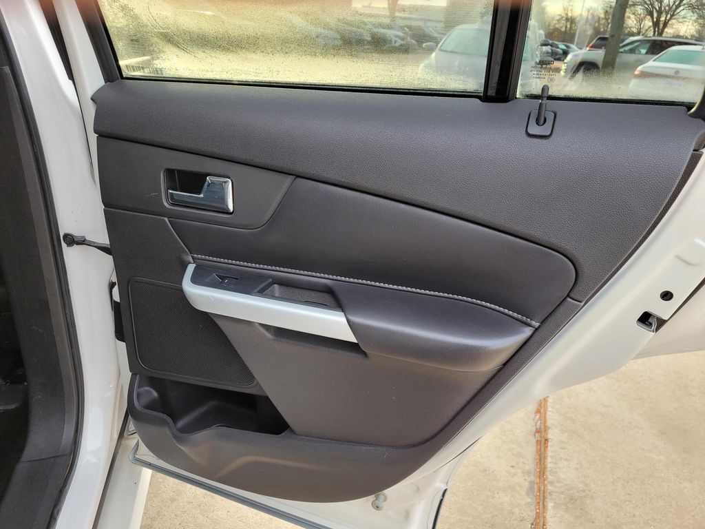 used 2013 Ford Edge car, priced at $7,500