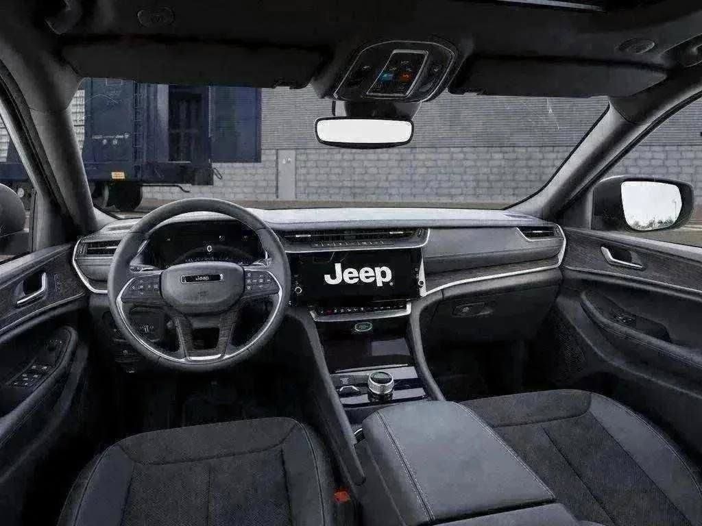 New 2026 Jeep Grand Cherokee SUV