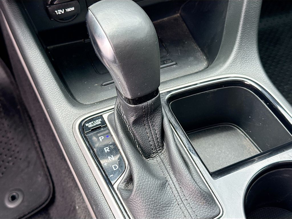 2019 Hyundai Sonata Limited 16