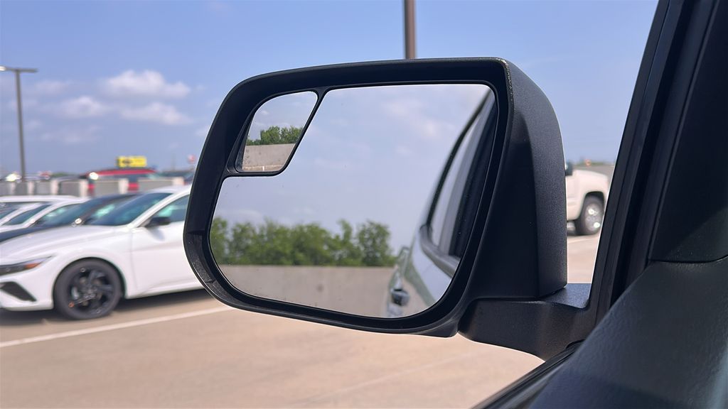2021 GMC Canyon AT4 w/Leather White at AutoSavvy Houston Southwest