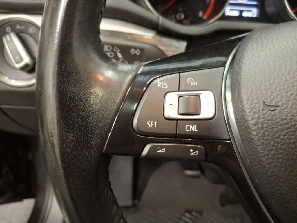 Used 2017 Volkswagen Passat Sedan