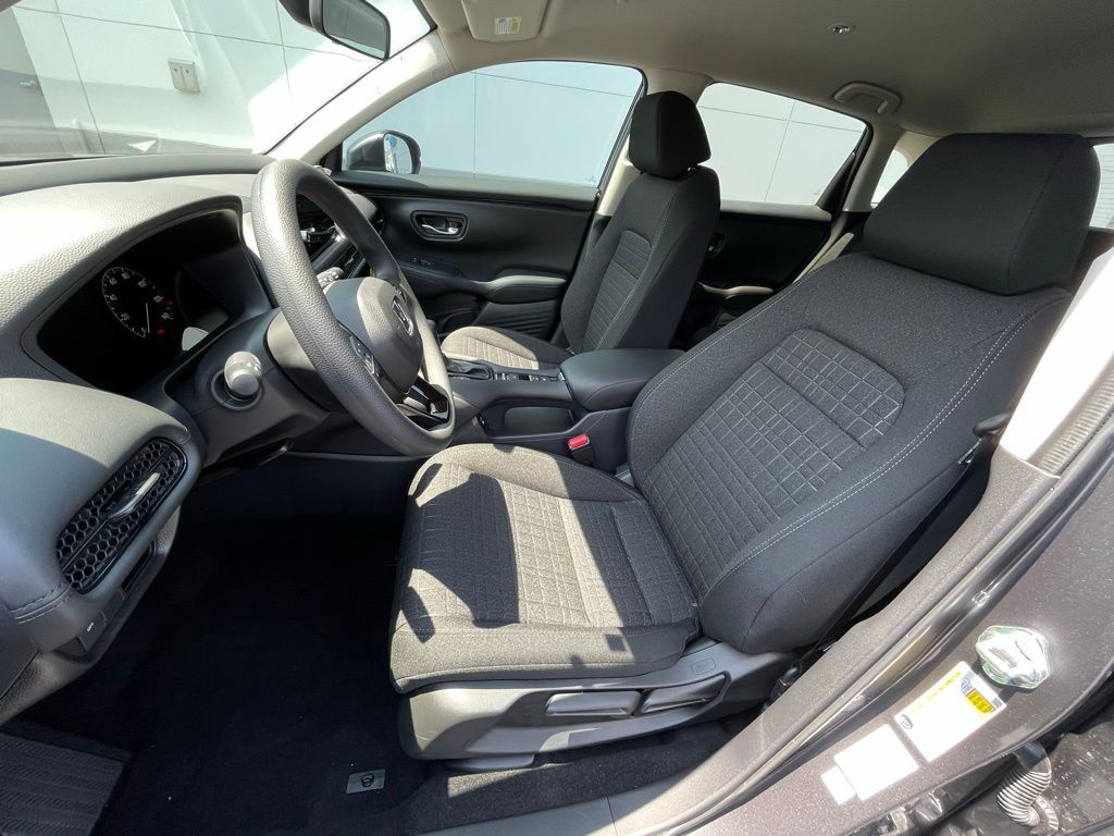 Thumbnail: 2026 Honda HR-V - 27