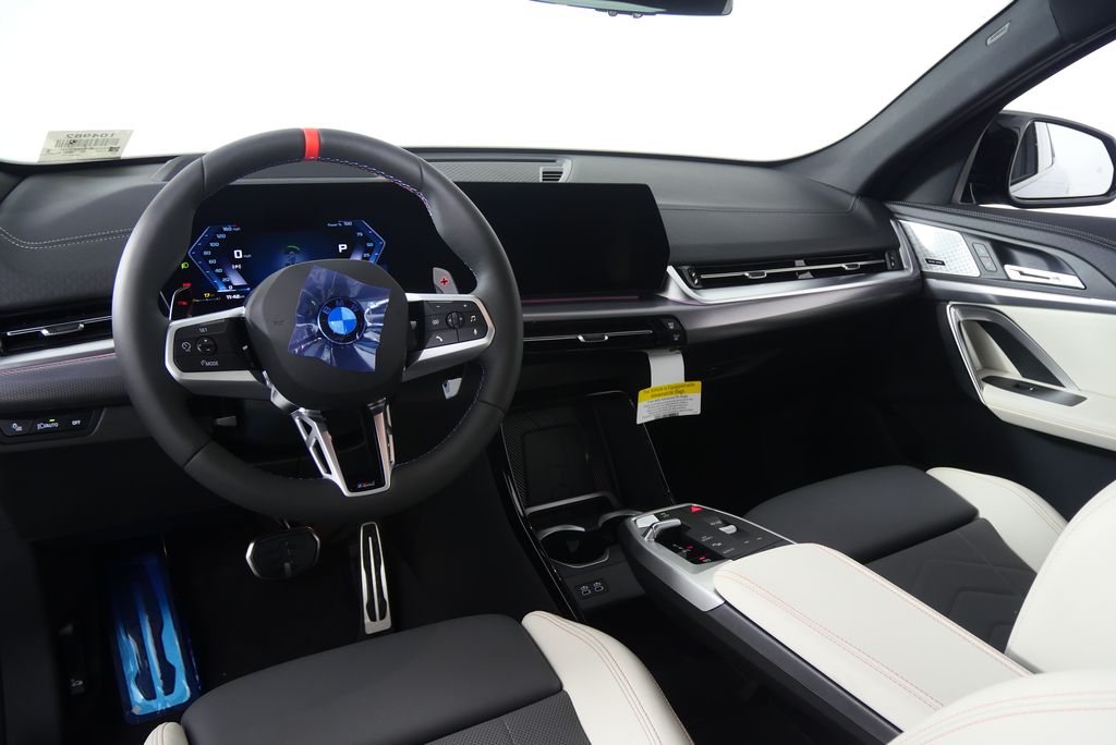 Thumbnail: 2025 BMW X2 - 18