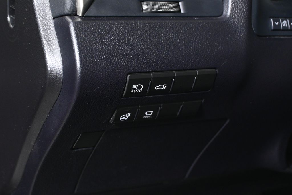 Thumbnail: 2022 Lexus RX - 29