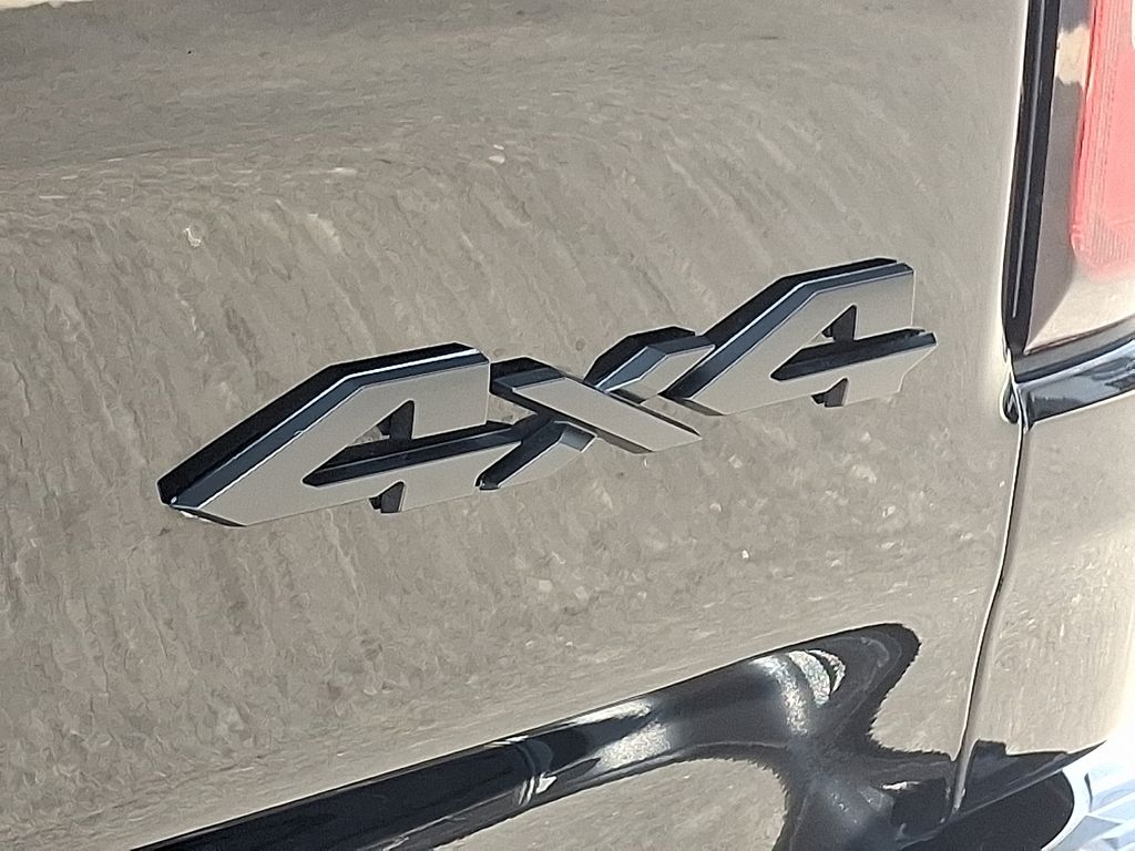 Thumbnail: 2022 RAM 1500 - 32