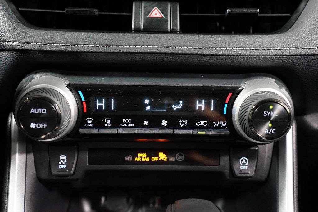 Thumbnail: 2025 Toyota RAV4 - 20